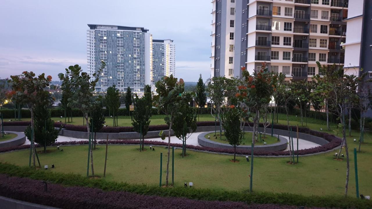 Bsp21 Family Homestay Jenjarum 외부 사진